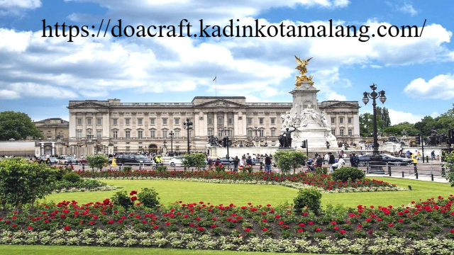 Kemegahan Istana Buckingham: Sejarah